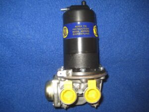 (7) AZX1307 MGB NEGATIVE EARTH PETROL FUEL PUMP SU