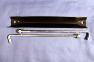 (31) MGB 6 VOLT BATTERY CLAMP KIT AHH6353K