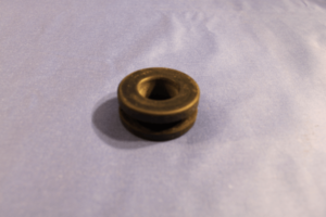 (51) MGB AHA8401 OIL COOLER HOSE GROMMET