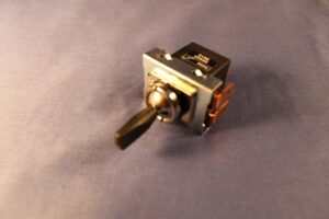 (14) MGB BHA4786 TWIN SPEED TOGGLE WIPER SWITCH 1967-70