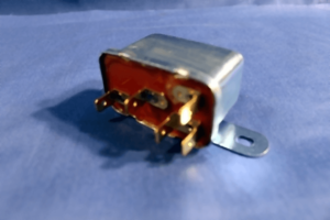 (14) MGB CHROME BUMPER STARTER RELAY 142169A