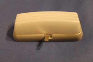 (30) EAM1650 MGB GT TAILGATE INTERIOR LAMP COURTESY LIGHT