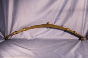 (2) MGB GT REAR 7 LEAF SPRING 1974 ONWARDS R/B RUBBER BUMPER TYPE BHH1767Z