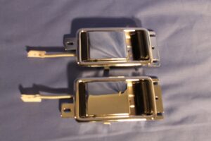 (15) MGB INTERIOR DOOR CHROME LOCK MECHANISM MAXI HANDLES CZK3792/3CP