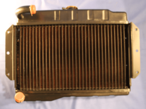 (2) MGB NRP1142 NEW RADIATOR 1967-1976 CENTRE FILL