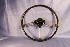 (19) MGB EARLY SPOKED STEERING WHEEL UPTO 1969 AHH9284