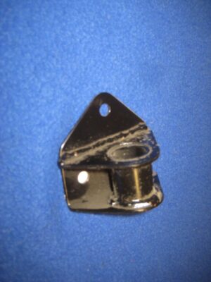 (10) MIDGET REAR SPRING REAR BRACKET AHA7201