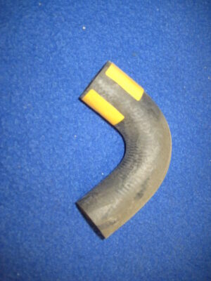 (12) MIDGET 1275 TUBE TO RADIATOR HOSE AHA8730