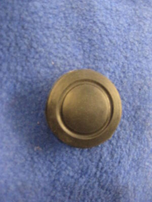 (15) MIDGET JACKING POINT GROMMET 2H8198