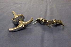 MIDGET 3 PIECE DOOR & BOOT LOCK SET AHA8531Set AHA6357C