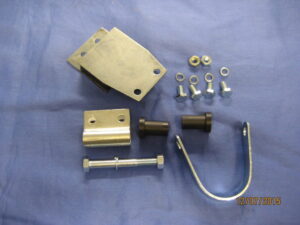 (10) MGB GEK1002K CENTRE EXHAUST MOUNTING KIT INC U BRACKET