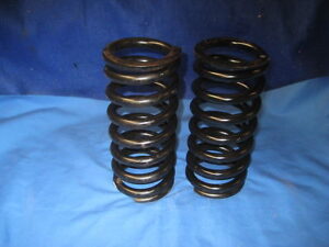 (2) AHT21PR MGB PAIR OF LOWERED FRONT SPRINGS