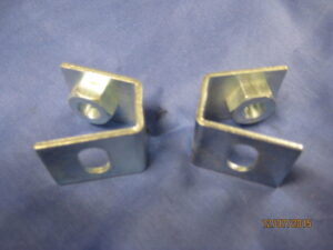 MGB PAIR FRONT CHROME BUMPER CORNER END BRACKETS AHH6215PR