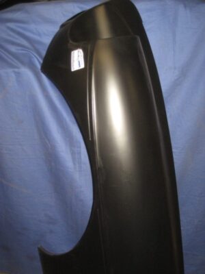 (1) MGB ROADSTER GENUINE HERITAGE FRONT WING