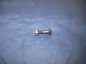 (20) MGB PROPSHAFT TO OVERDRIVE D SHAPE BOLT & NUT 22H1107