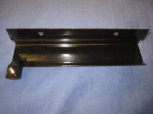 (63) MGB AHH8900 FUEL PIPE HEAT SHIELD