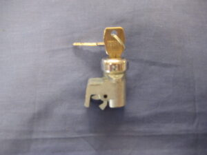 HZA5413 GLOVE BOX LOCK 1976 ONWARDS