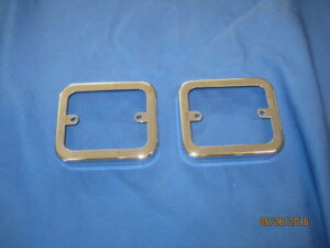 MGB & MIDGET PAIR REVERSE LIGHT CHROME RIMS 37H7512CR