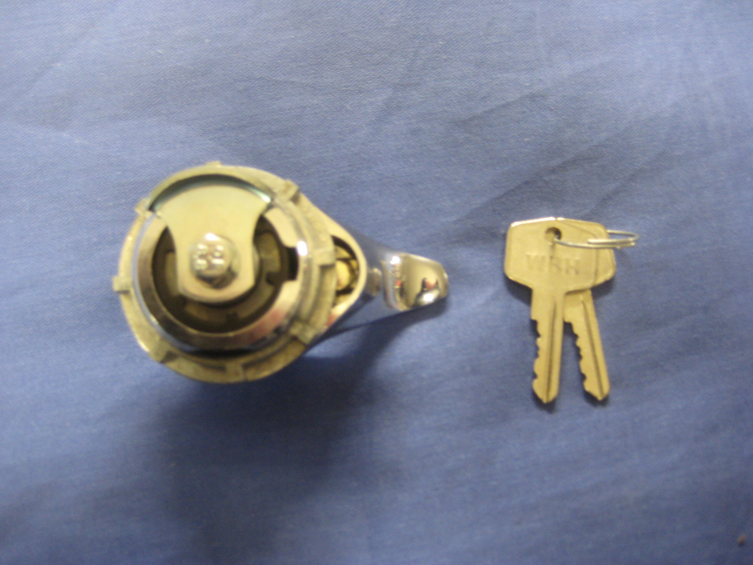 AHH6179 MGB BOOT LOCK HANDLE & KEYS - Image 2