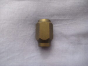 BHH2269SET SET OF 16 MGB LE BLACK WHEEL NUTS