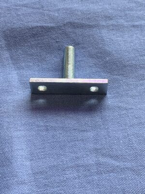 AHH6343XF MGB 1/4 LIGHT REPAIR STUD FRONT