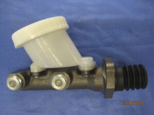 GMC170Z MIDGET 1500 TANDEM BRAKE MASTER CYLINDER 1977 ON