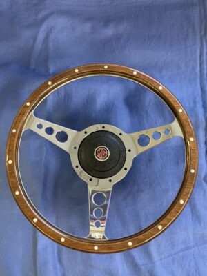 13WSWF MGB & MIDGET 13" FLAT WOODEN STEERING WHEEL & BOS