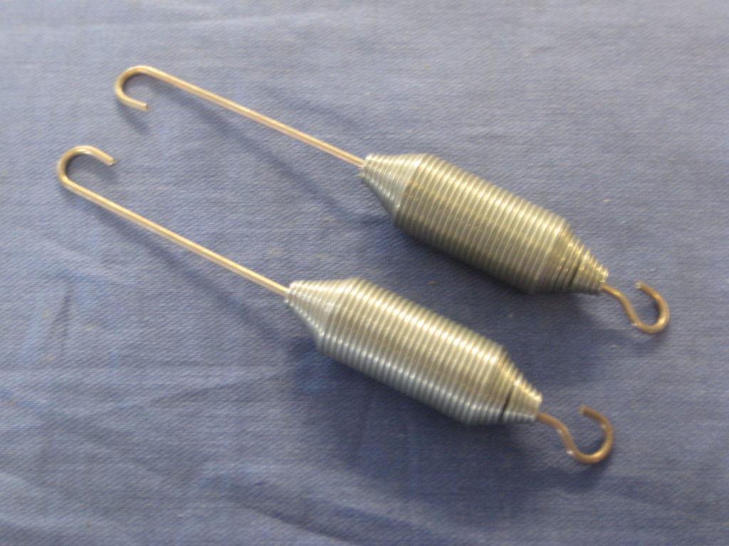 AHC70 MGC THROTTLE RETURN SPRING