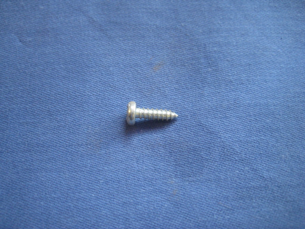 AB610051 MGB & MIDGET HEADLAMP BOWL TO BODY SCREW