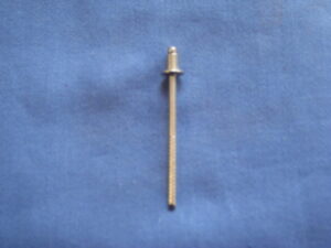 DMP819 POP RIVET FOR ROADSTER OUTER WEATHERSTRIPS