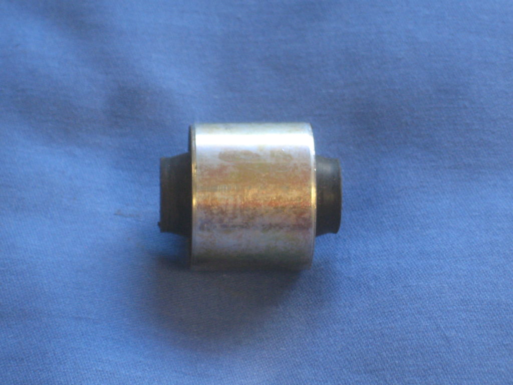 2A7278 MIDGET SPRITE REAR SUSPENSION RADIUS ARM BUSH