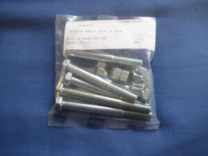 MBK102 MGB SET OF GEARBOX BELL HOUSING BOLTS 4 SYNCRO