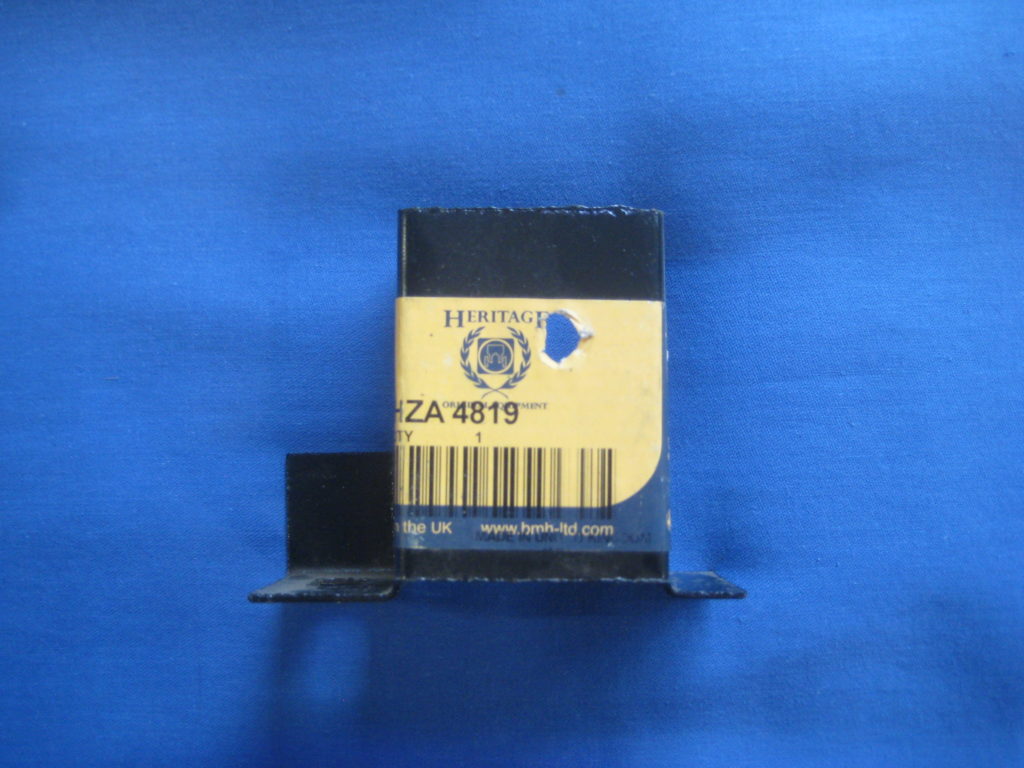 HZA4818/9 MGB RUBBER BUMPER LOWER MOUNTING BRACKET