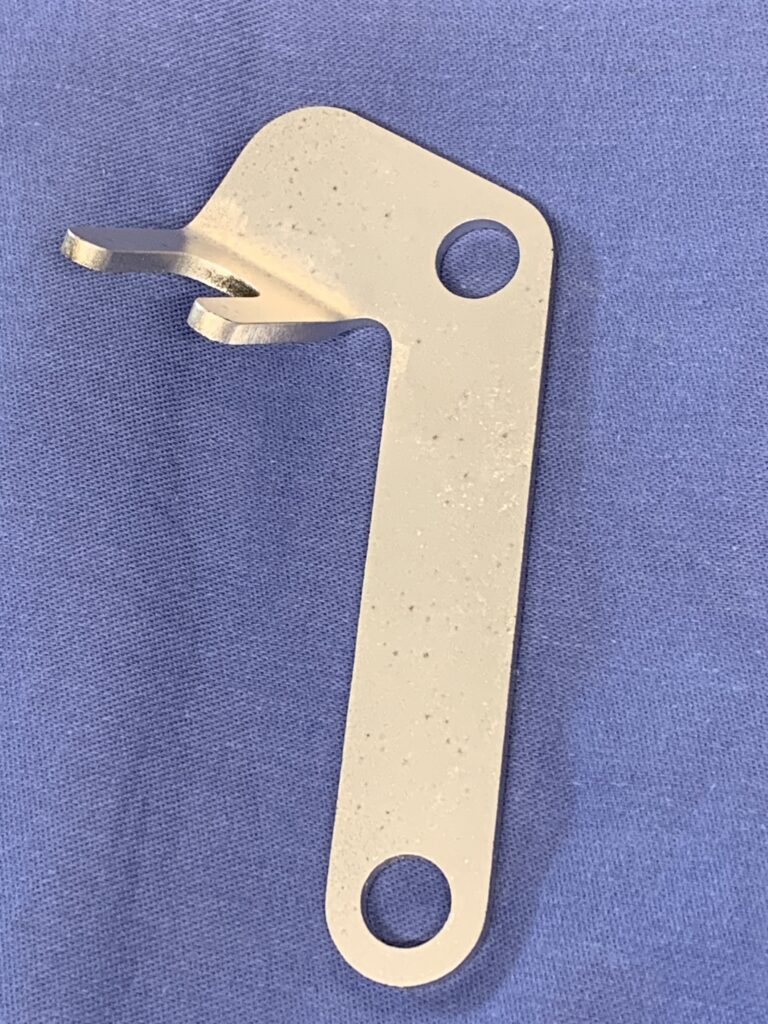 BTA793 MIDGET FRONT BRAKE HOSE BRACKET LEFT HAND - Image 2