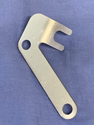 BTA793 MIDGET FRONT BRAKE HOSE BRACKET LEFT HAND