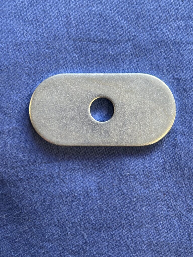 AFH2627 MGB FRONT WING LARGE OVAL WASHER